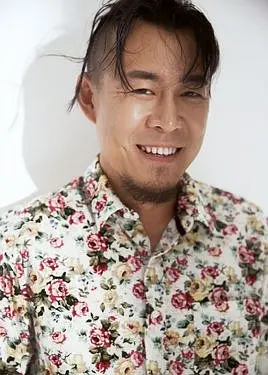侯勇