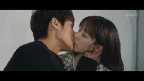 《突如其来的假期》:30岁女人到底该活成什么样子? 《突如其来的假期》:30岁女人到底该活成什么样子?
